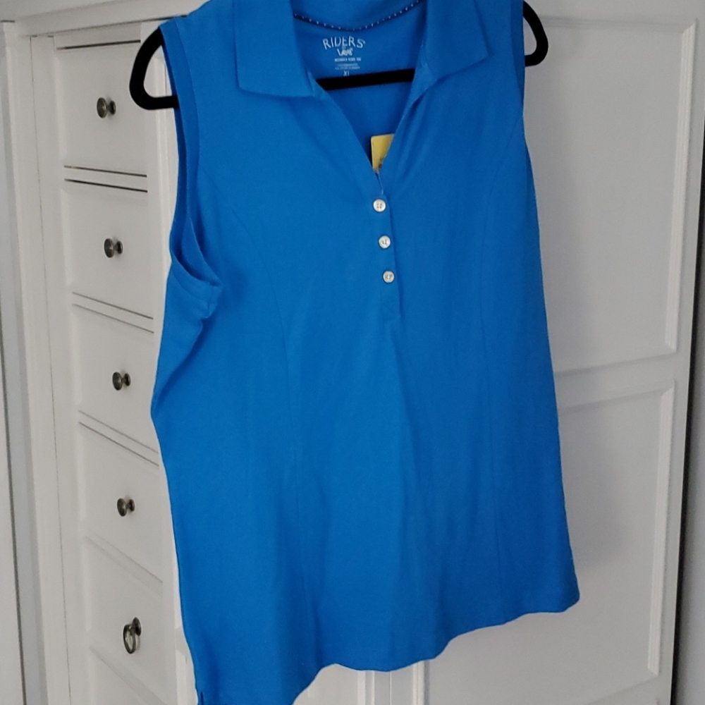 Princess seam, sleeveless top